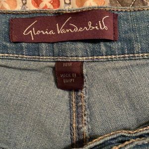 Gloria Vanderbilt 18W Amanda capris